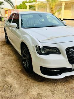 کرایسلەر 300
